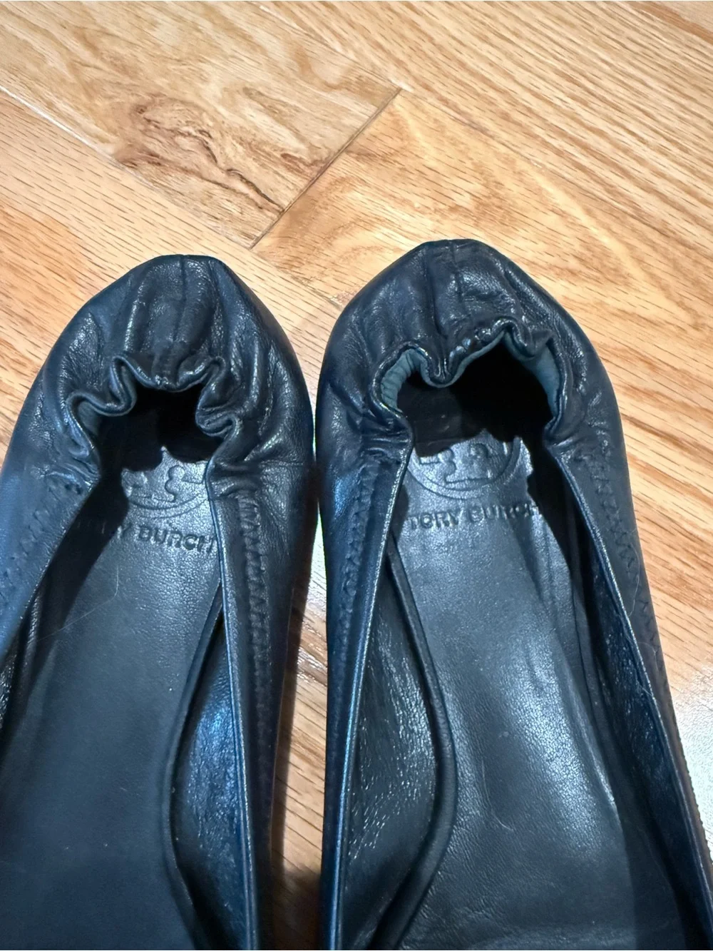 Tory Burch Black Leather Logo Ballet Flats